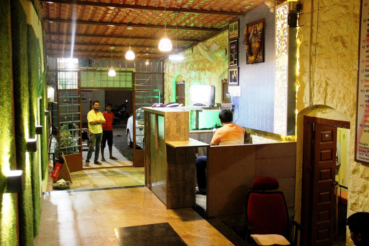 Yuvraj Lodge Osmanabad Экстерьер фото